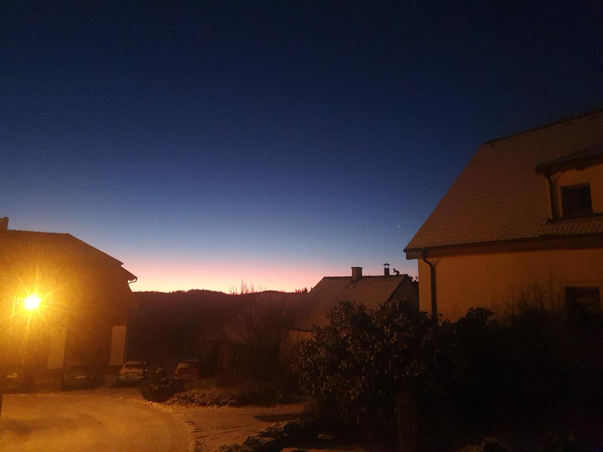 Hotelovy A Jezdecky Areal Dvur Krutenice ภายนอก รูปภาพ